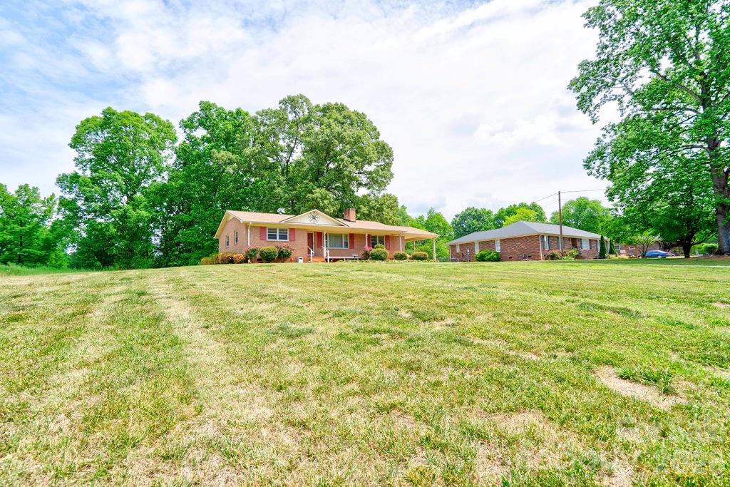 751 Pleasantdale Drive — Shelby