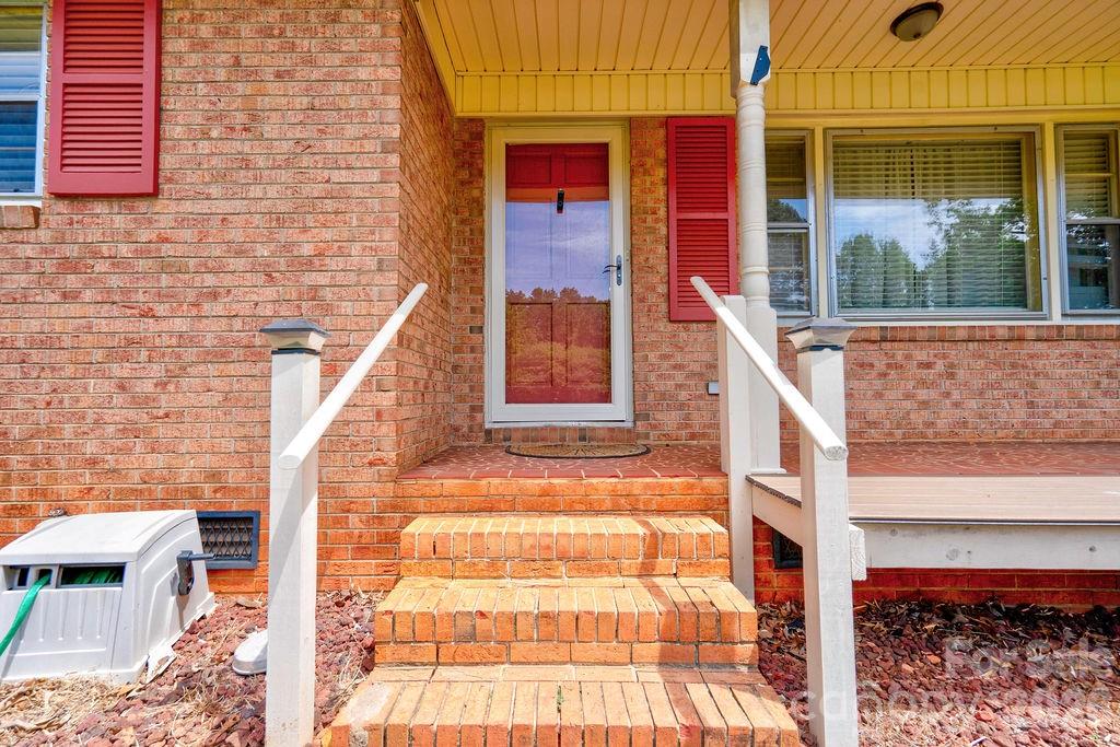 751 Pleasantdale Drive — Shelby