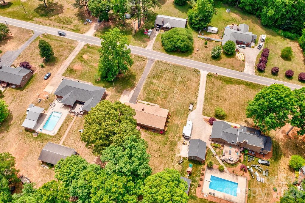 751 Pleasantdale Drive — Shelby