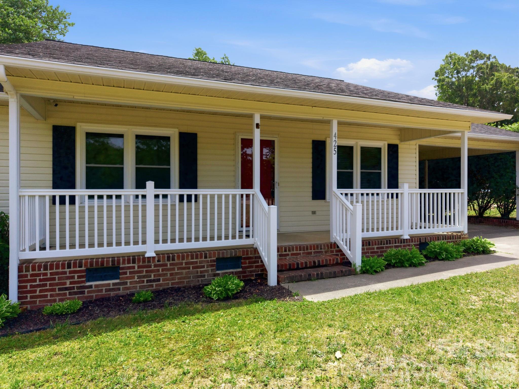 425 Catawba Drive — Salisbury