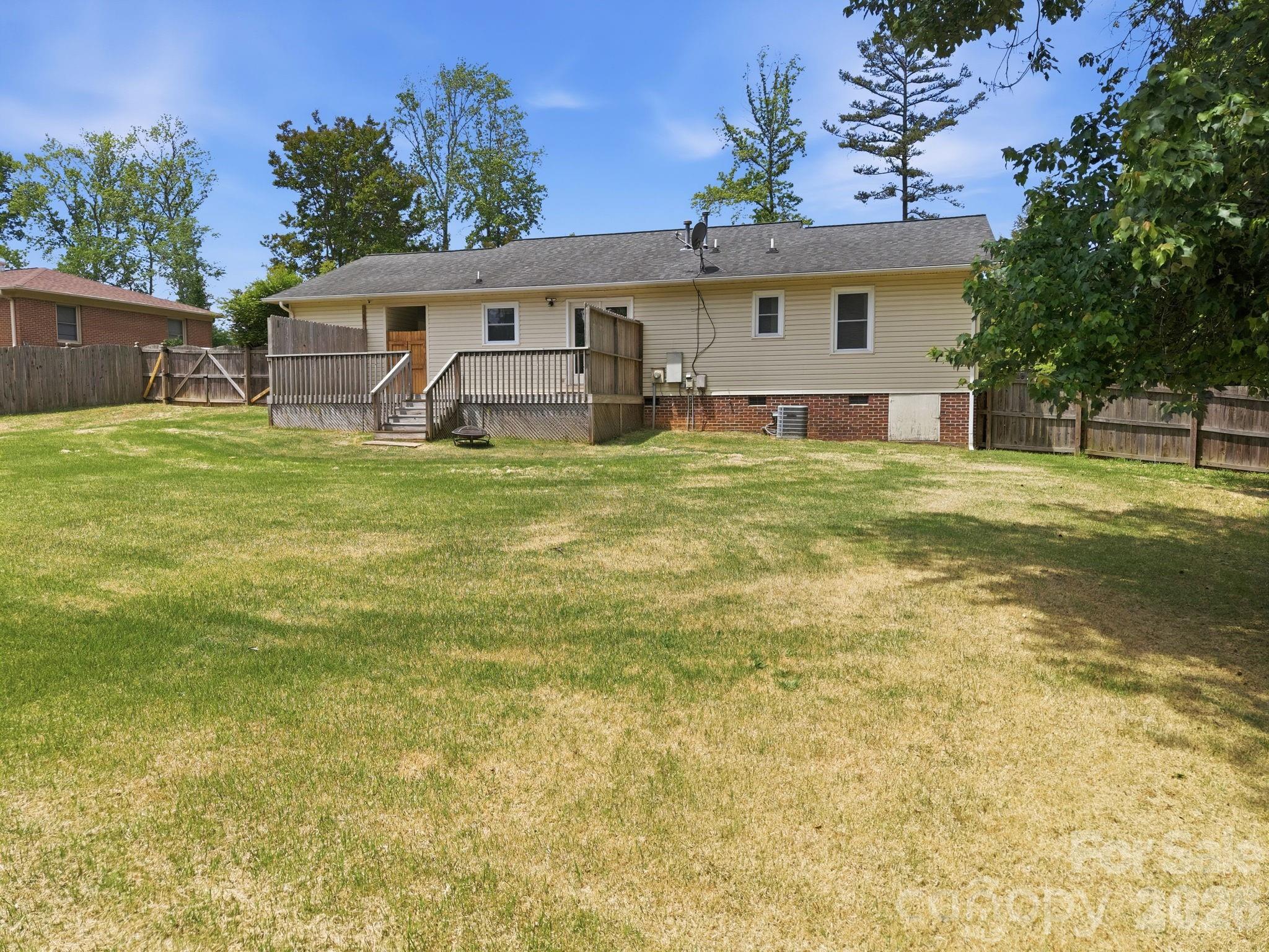 425 Catawba Drive — Salisbury