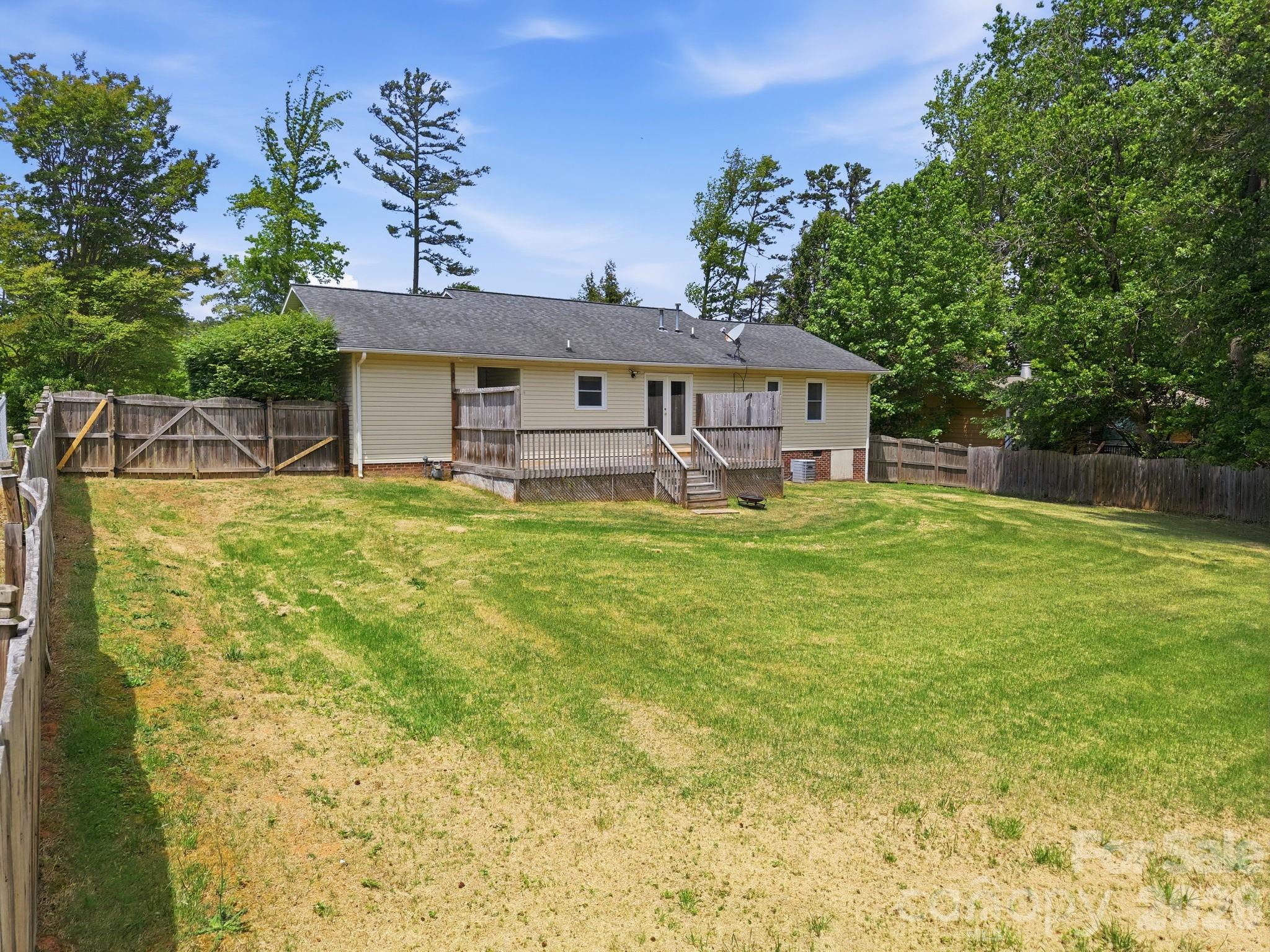 425 Catawba Drive — Salisbury