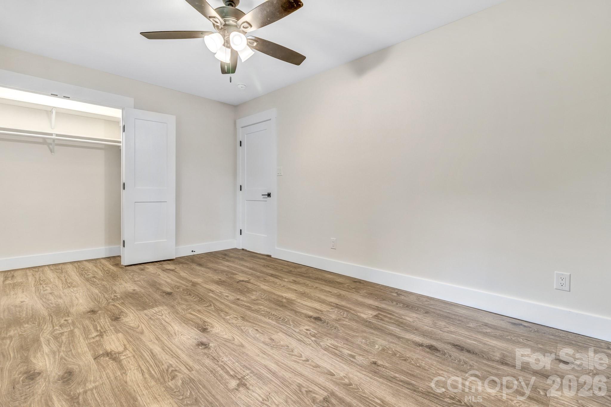 4 Barnes Road — Asheville
