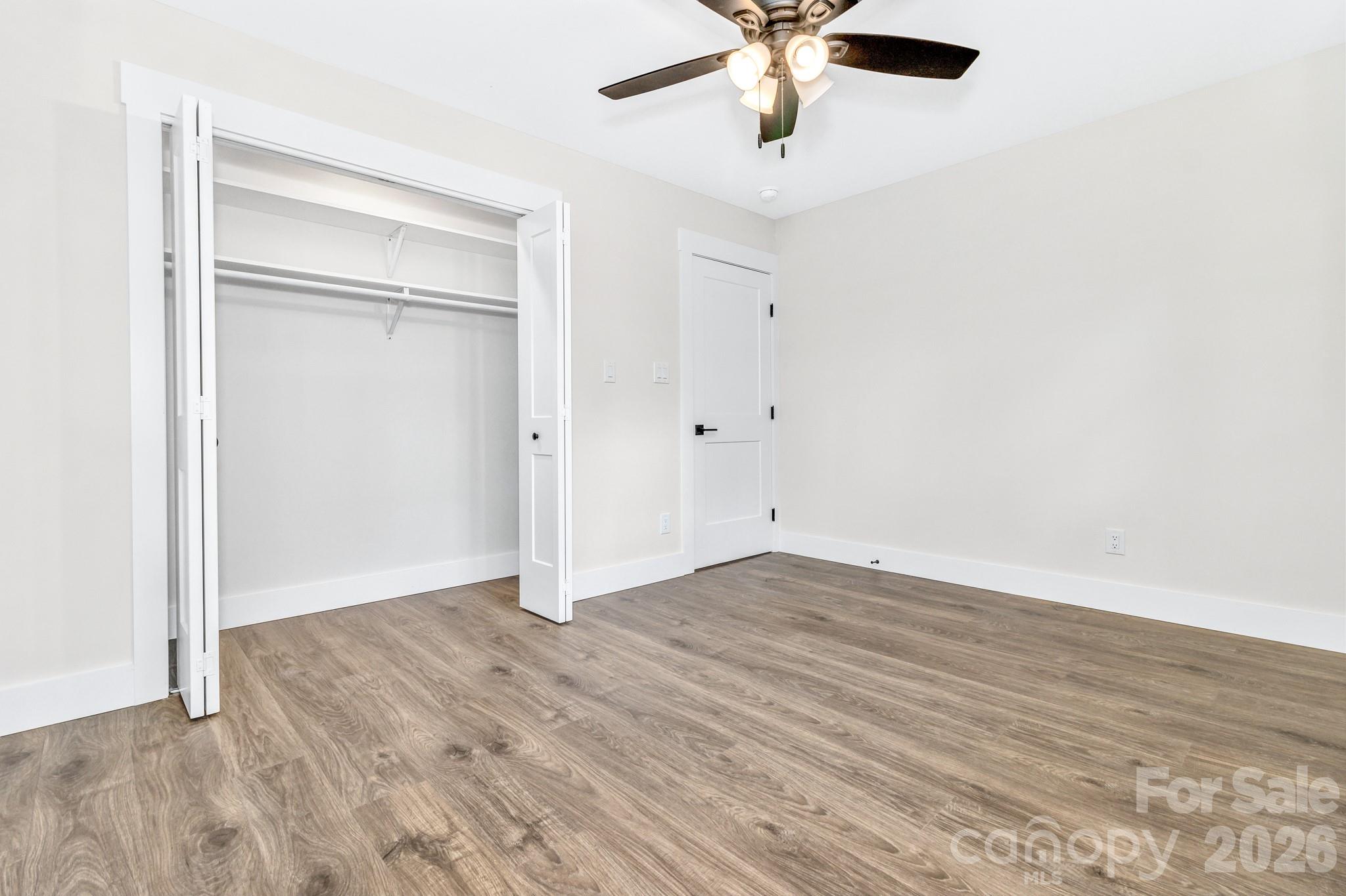 4 Barnes Road — Asheville