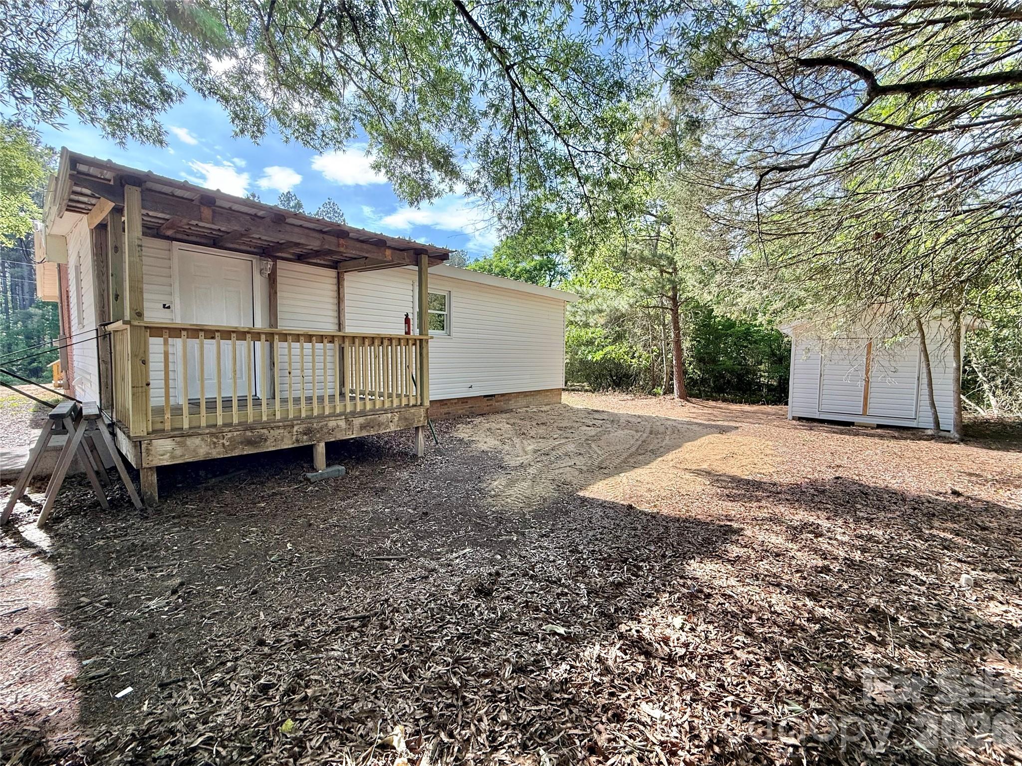 878 Stanback Ferry Road — Lilesville