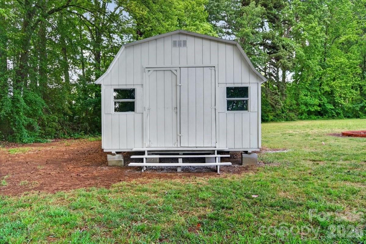850 E Nc 152 Highway — China Grove