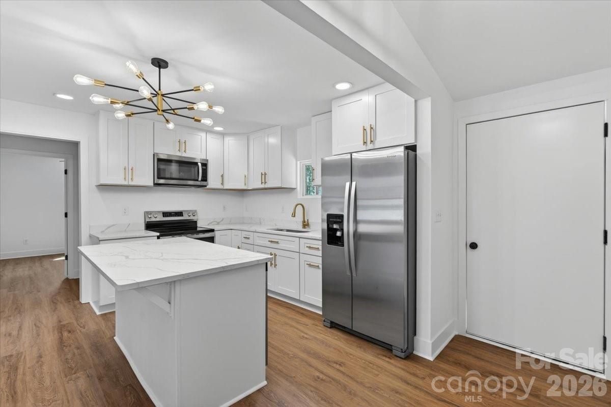 850 E Nc 152 Highway — China Grove