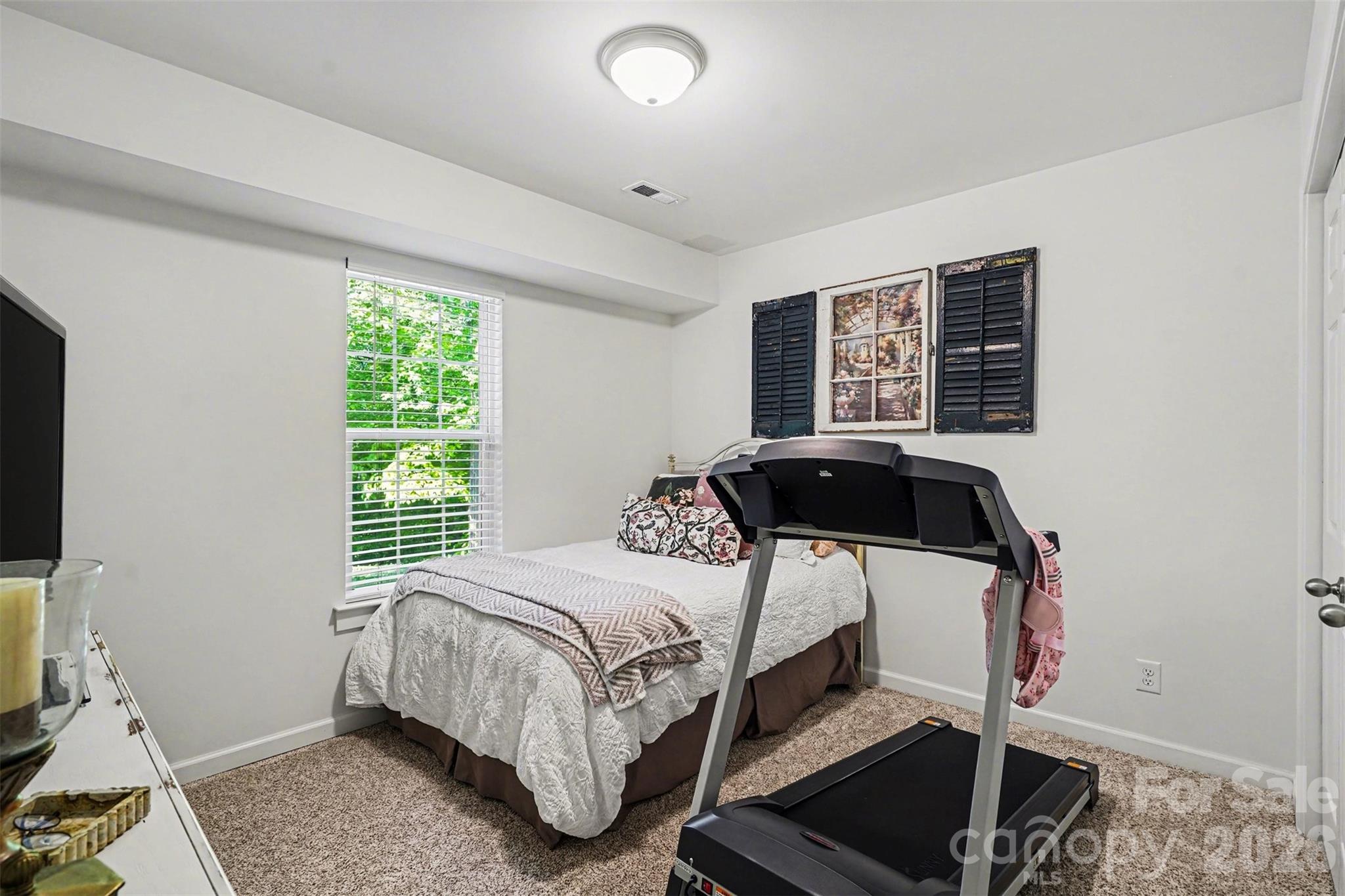 7250 Empire Drive — Mount Pleasant