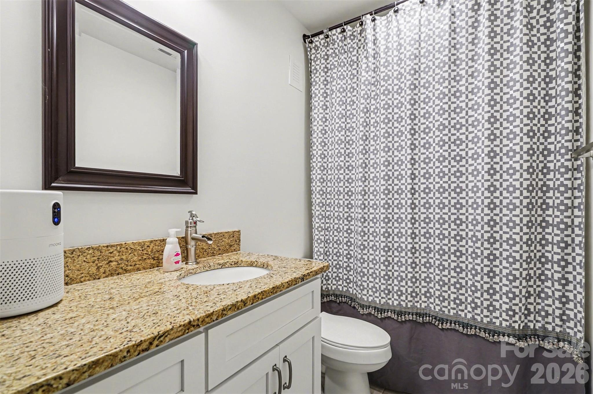 7250 Empire Drive — Mount Pleasant