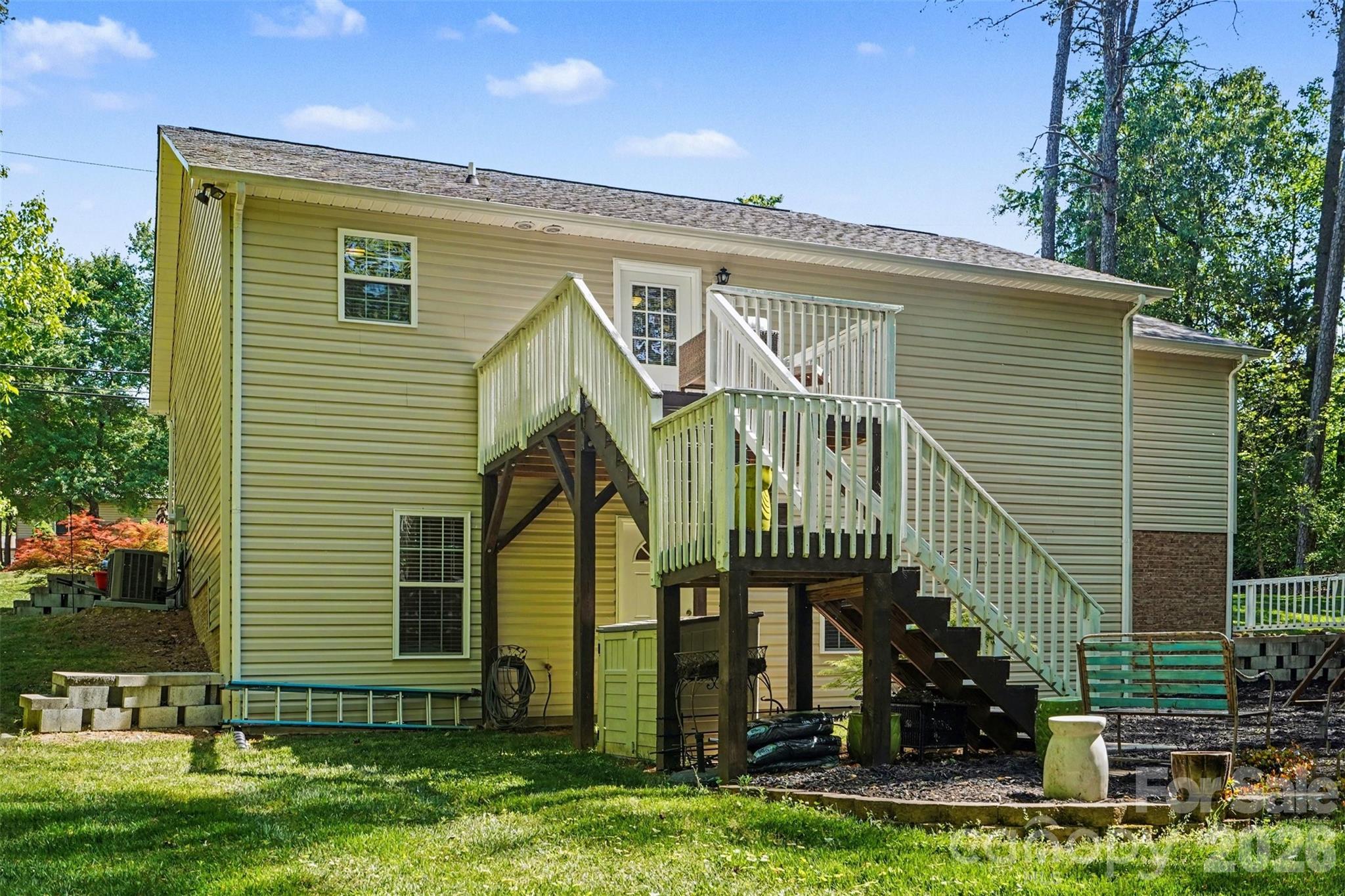 7250 Empire Drive — Mount Pleasant