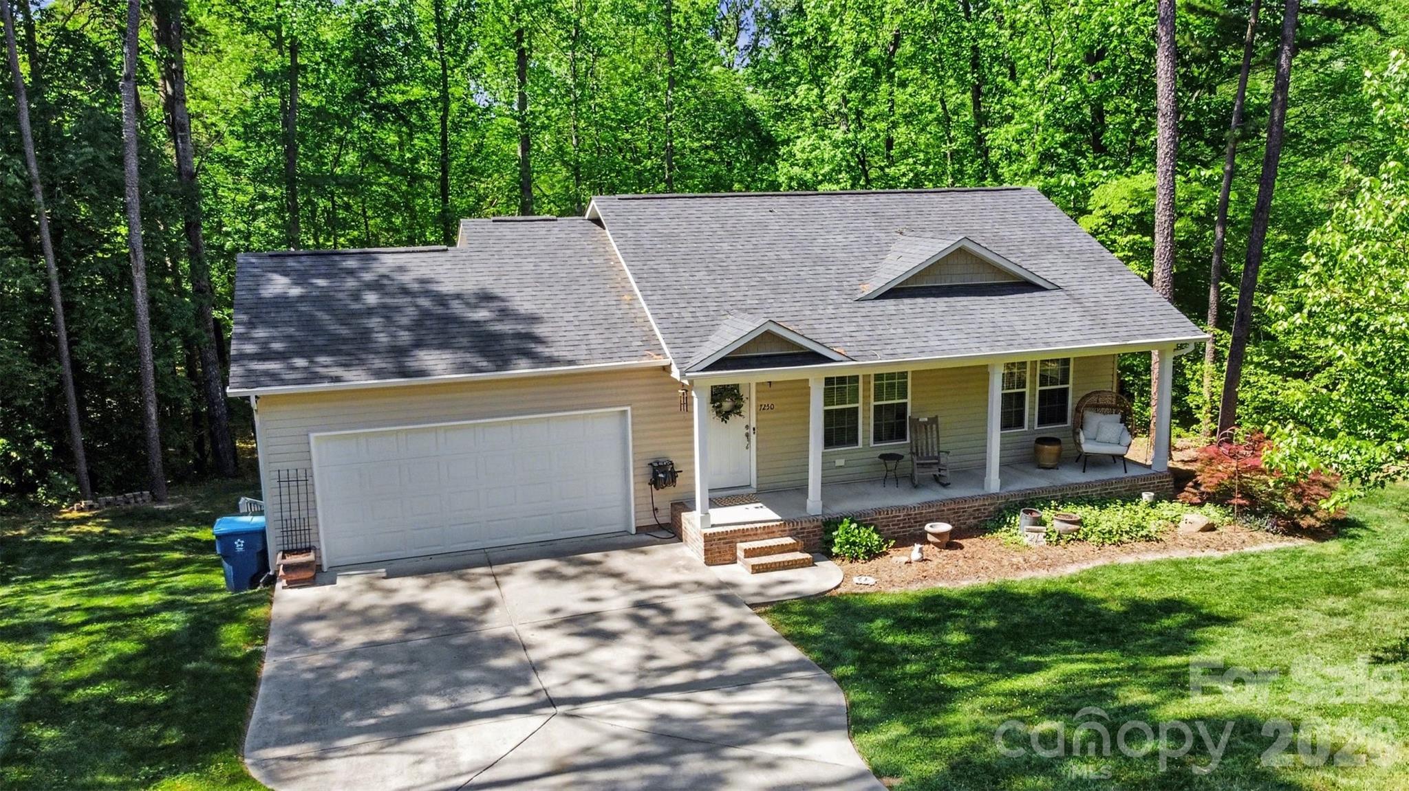 7250 Empire Drive — Mount Pleasant