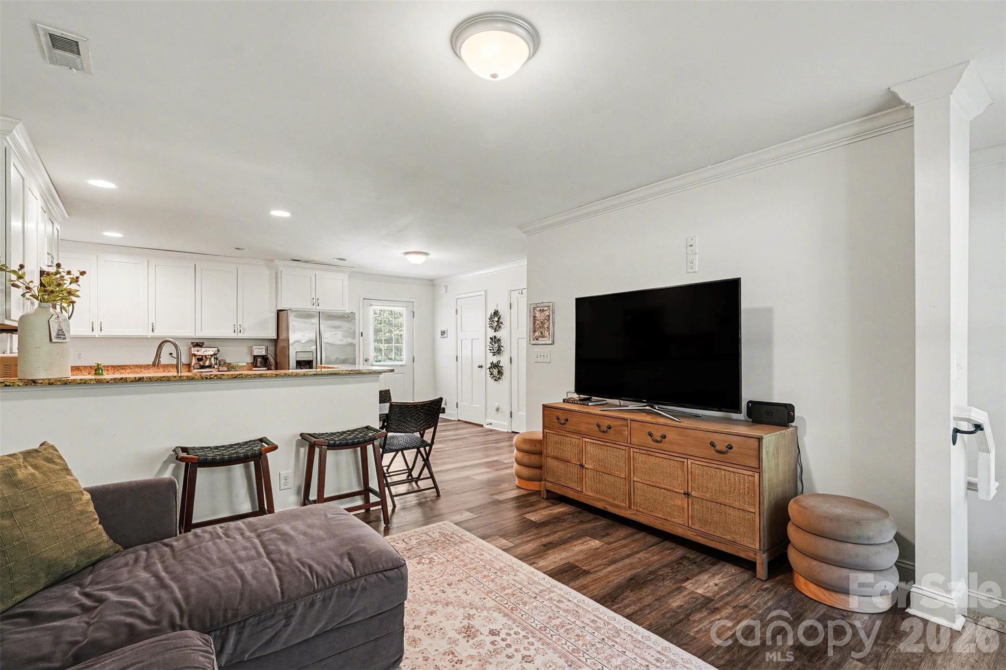 7250 Empire Drive — Mount Pleasant