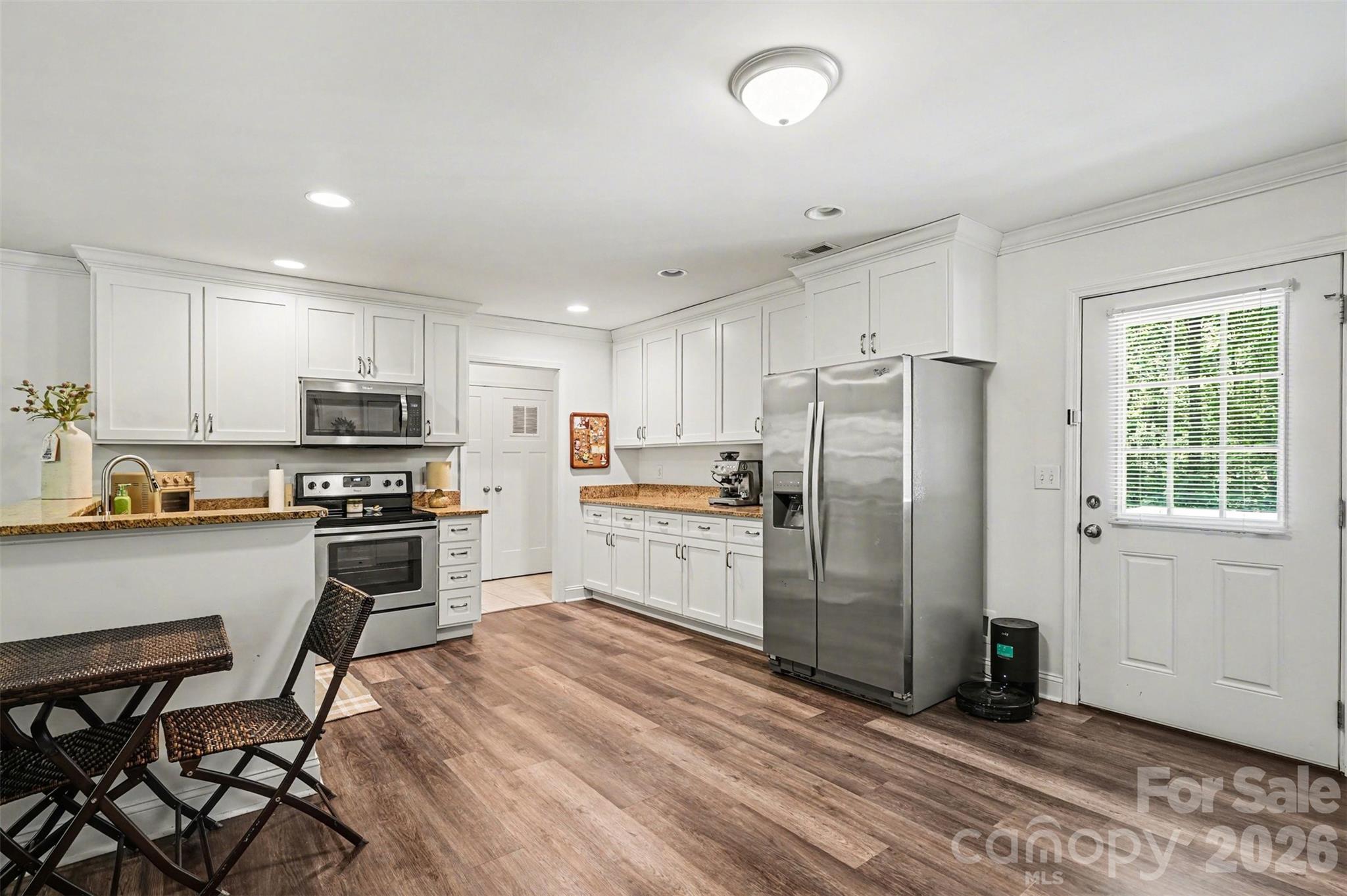 7250 Empire Drive — Mount Pleasant