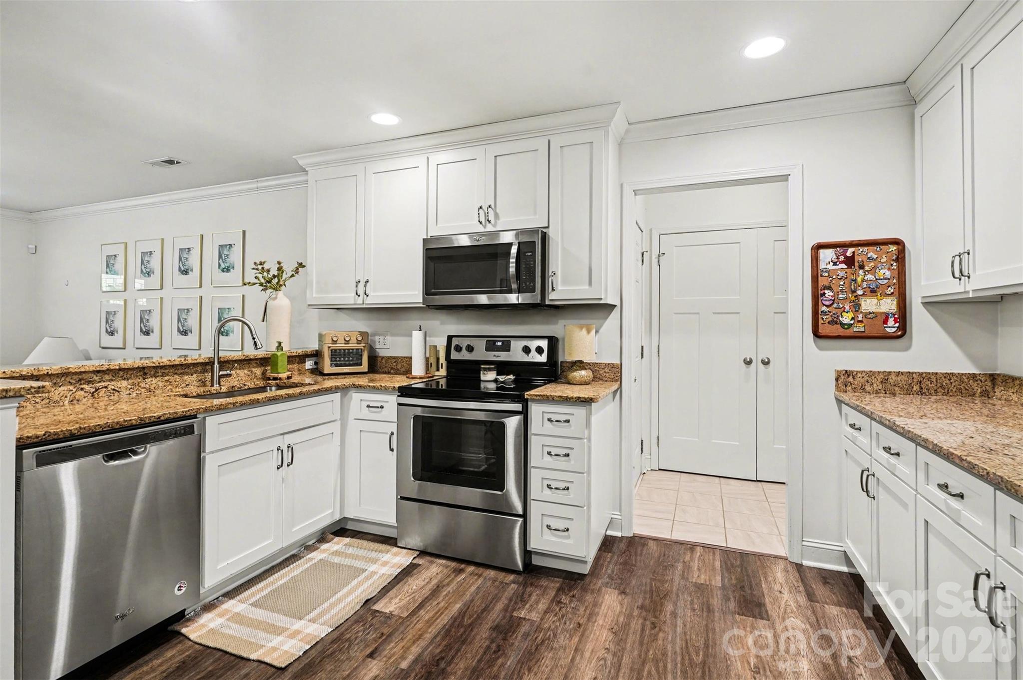 7250 Empire Drive — Mount Pleasant