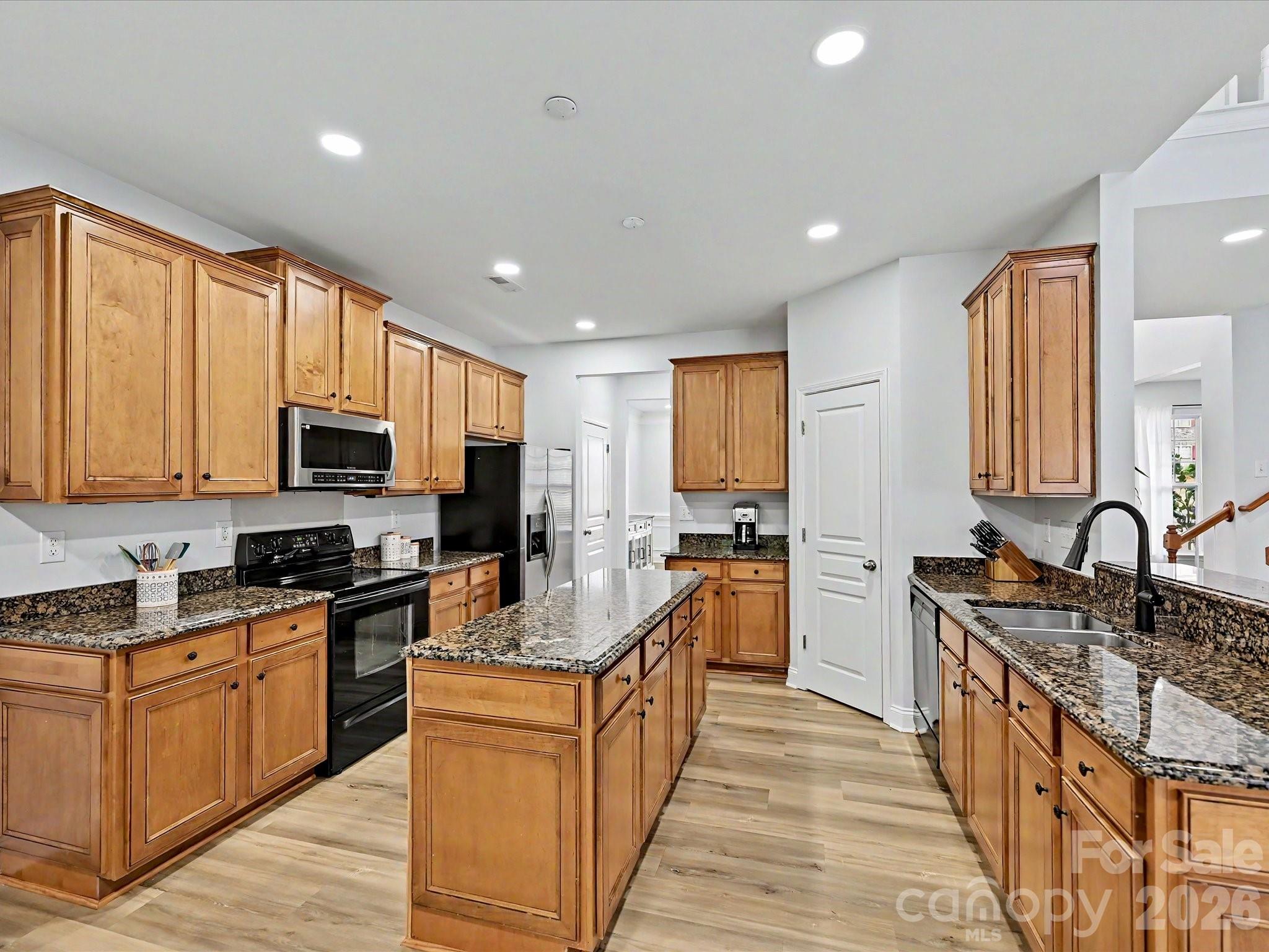8007 Magna Lane — Indian Trail