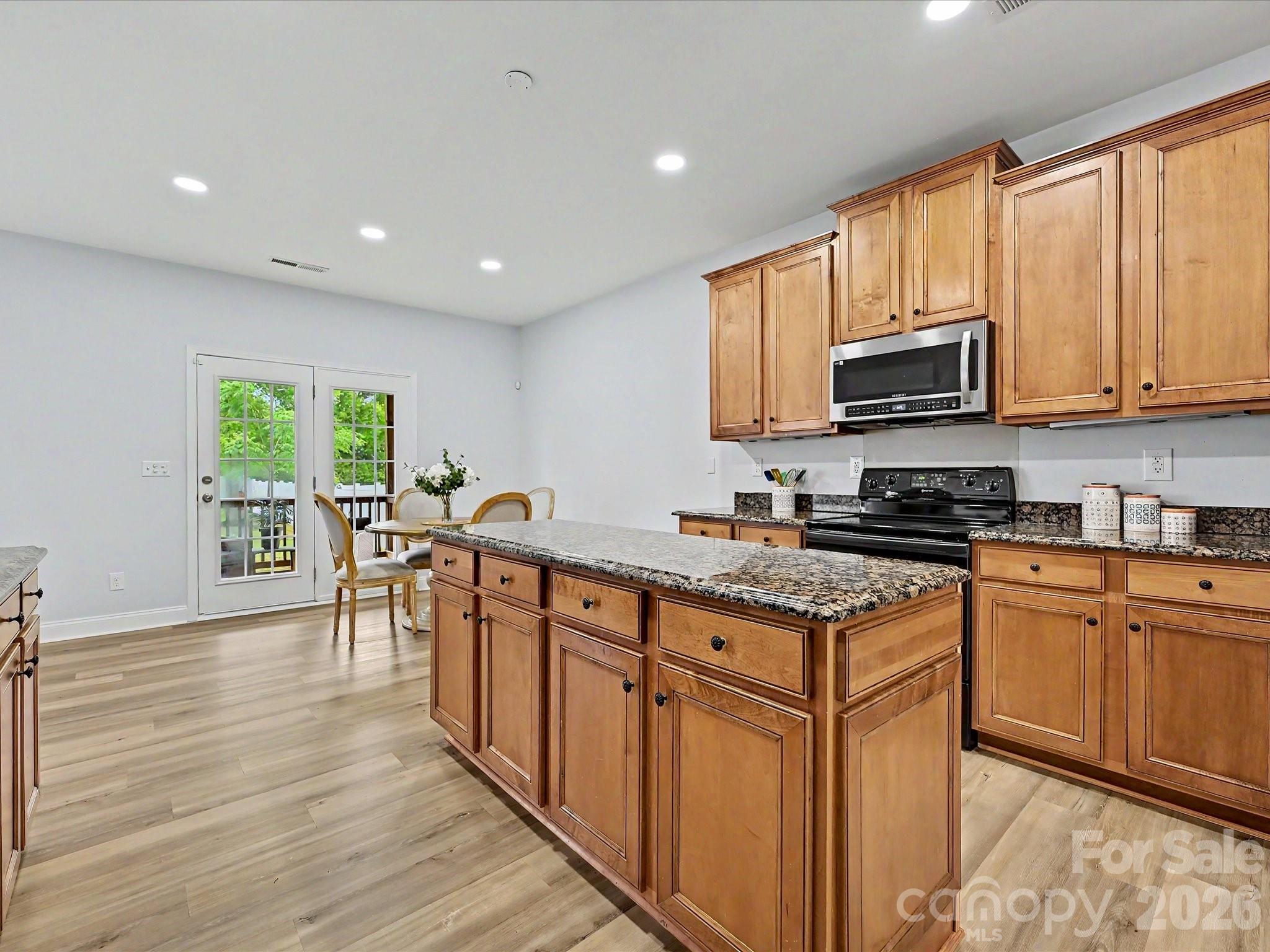 8007 Magna Lane — Indian Trail