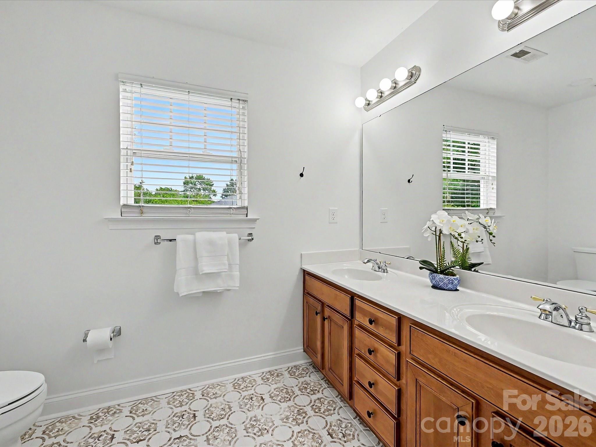 8007 Magna Lane — Indian Trail