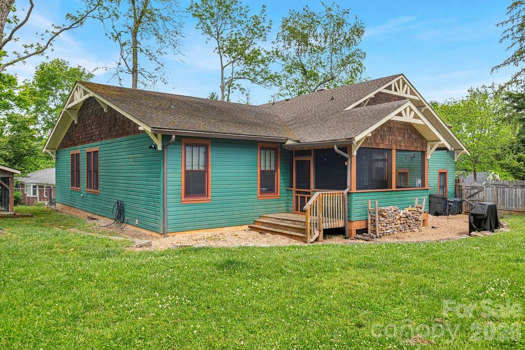 49 Miner Street — Brevard