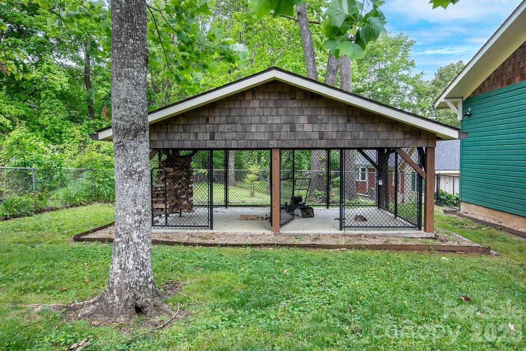 49 Miner Street — Brevard
