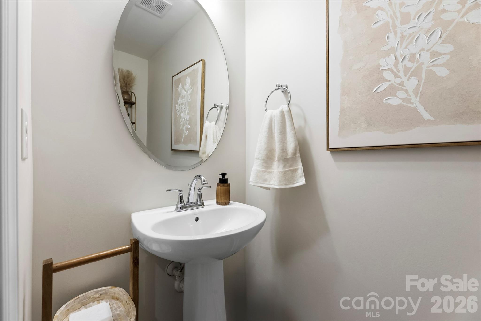 1407 Crest Creek Court — Clover
