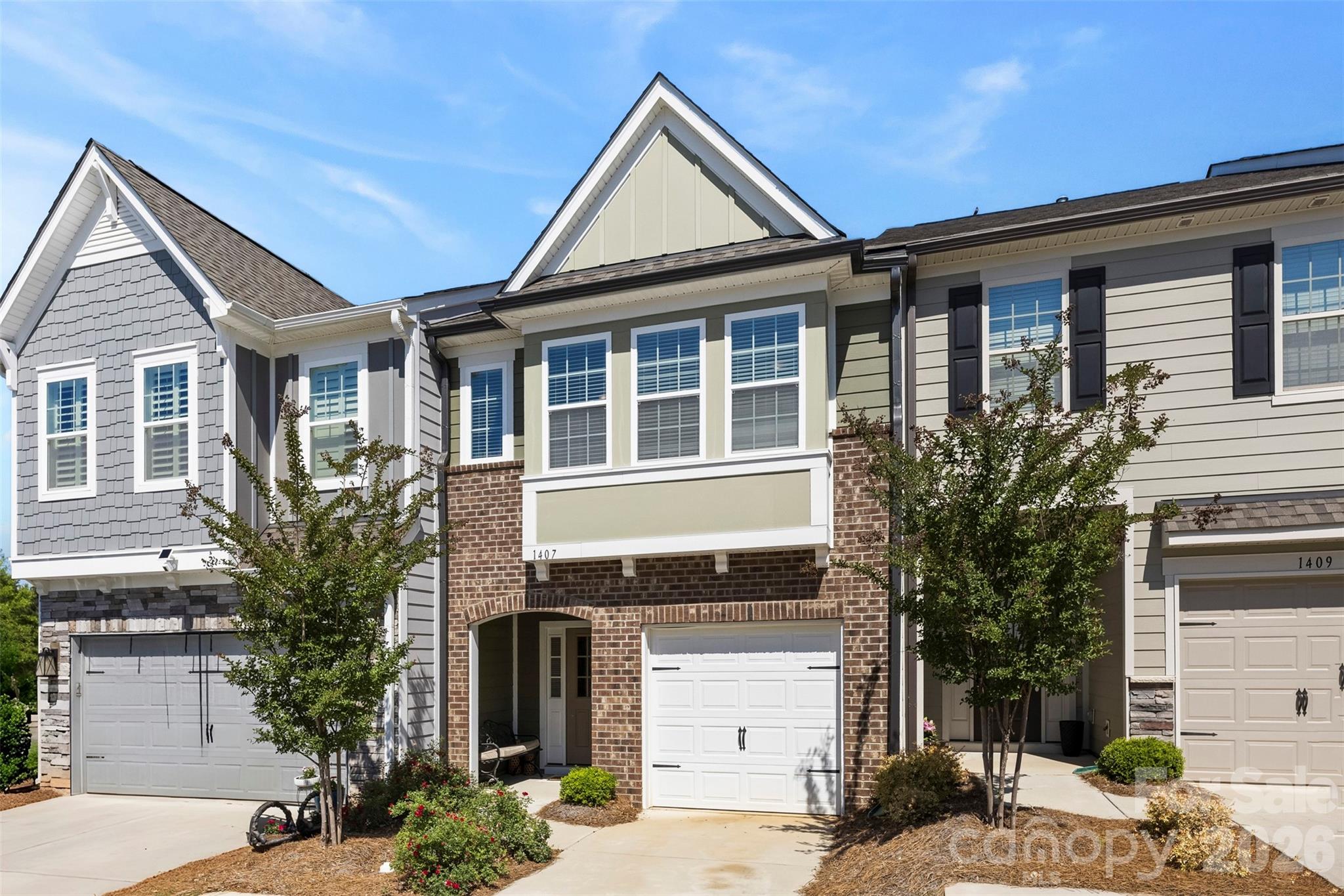1407 Crest Creek Court — Clover
