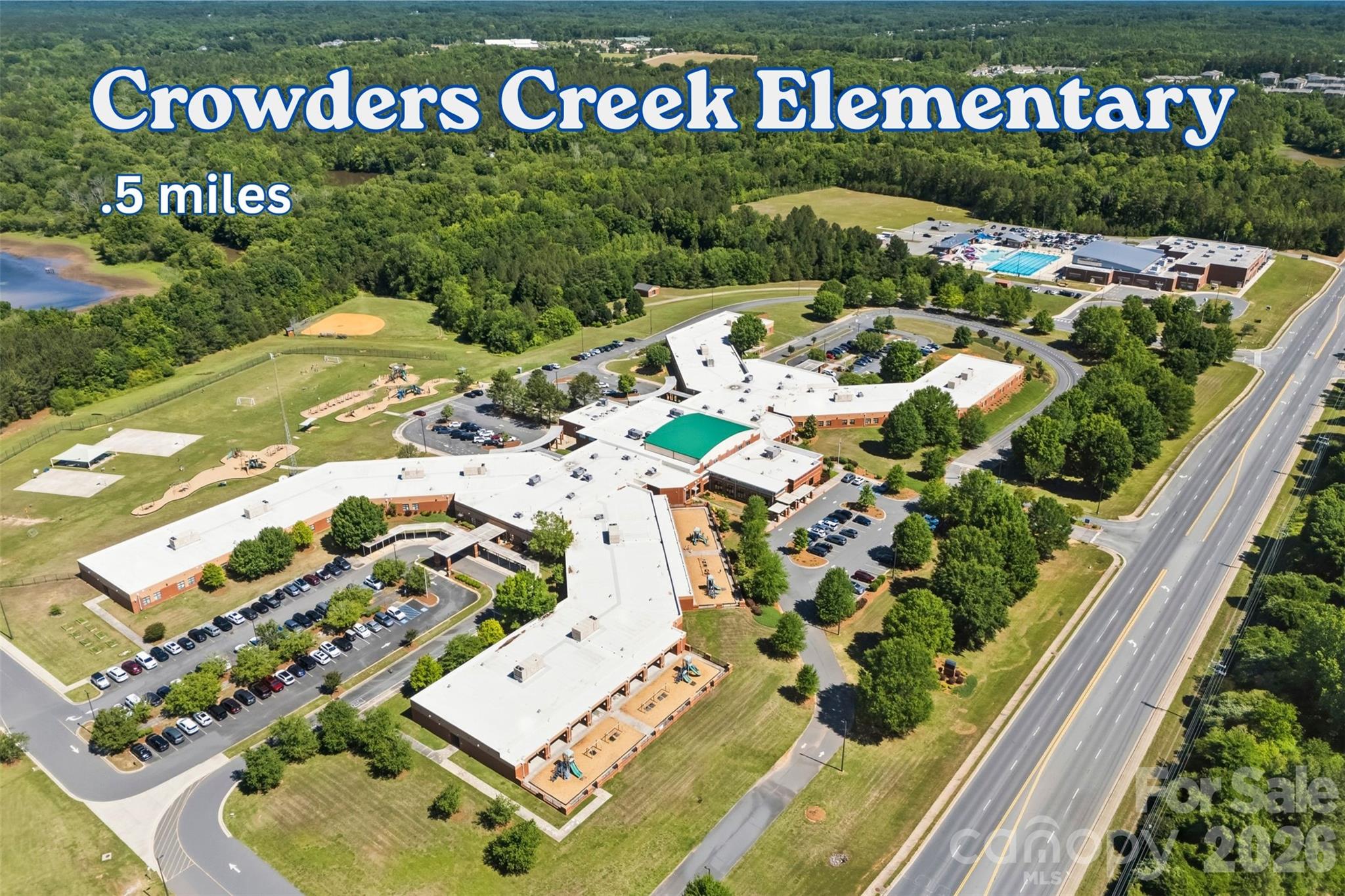 1407 Crest Creek Court — Clover