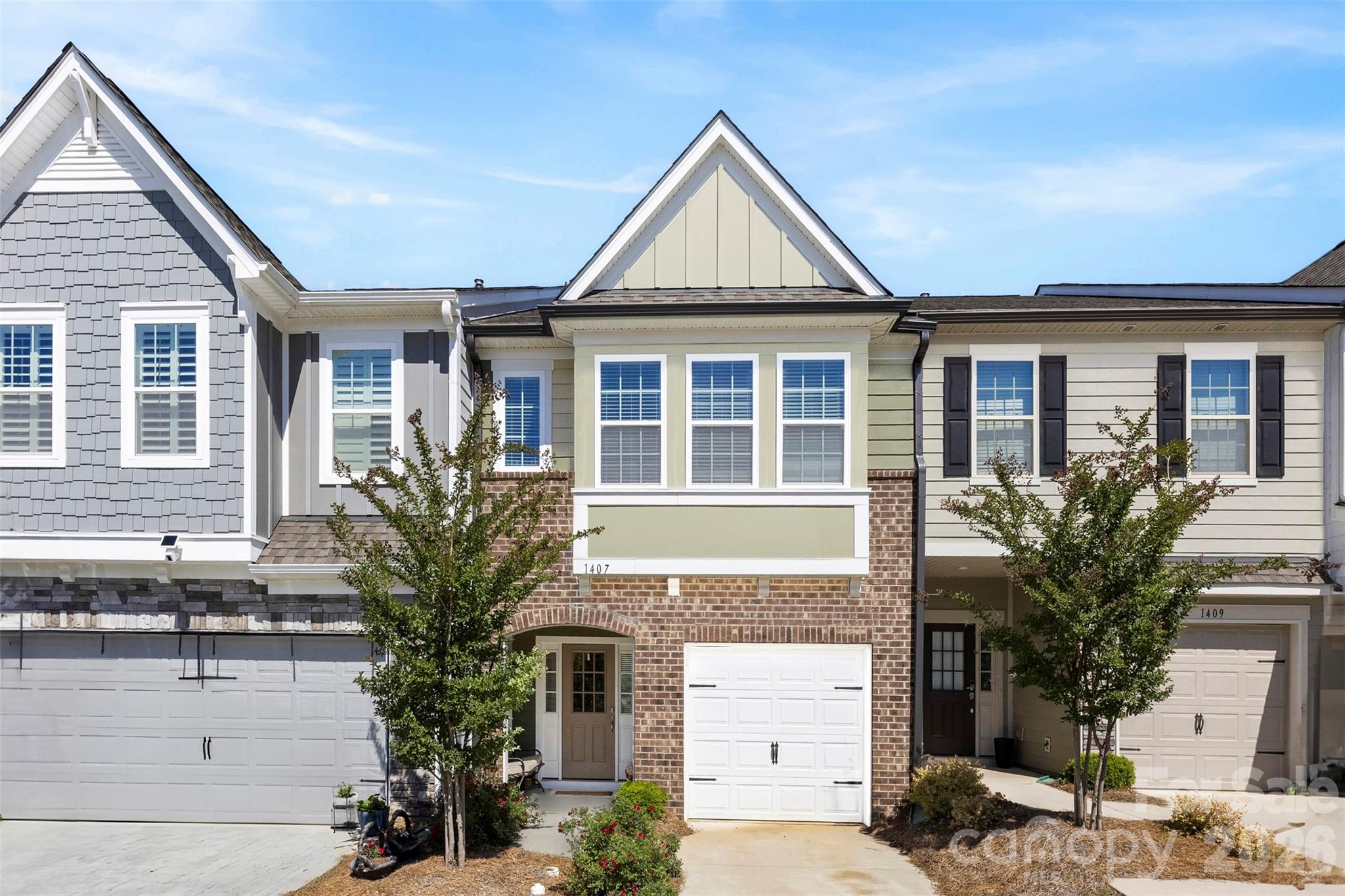 1407 Crest Creek Court — Clover