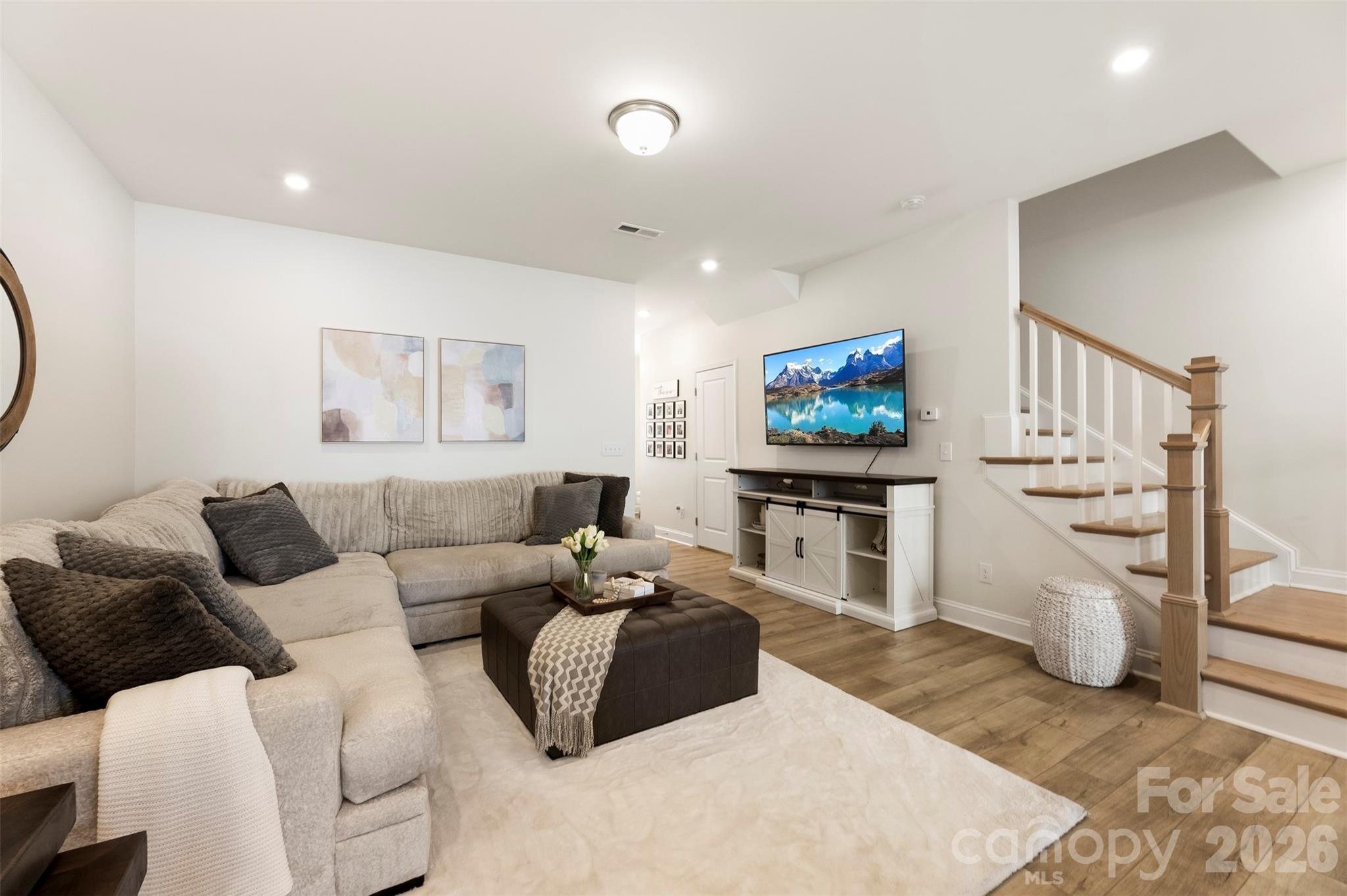1407 Crest Creek Court — Clover