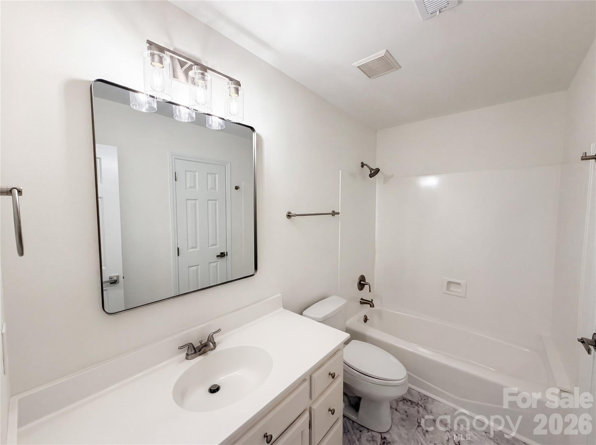 5908 Bookbinders Lane — Charlotte