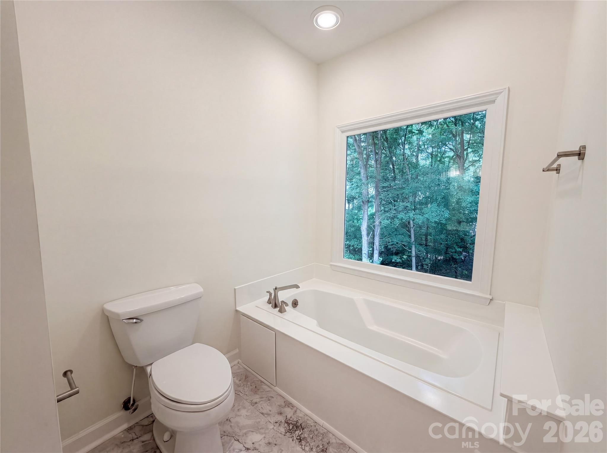 5908 Bookbinders Lane — Charlotte