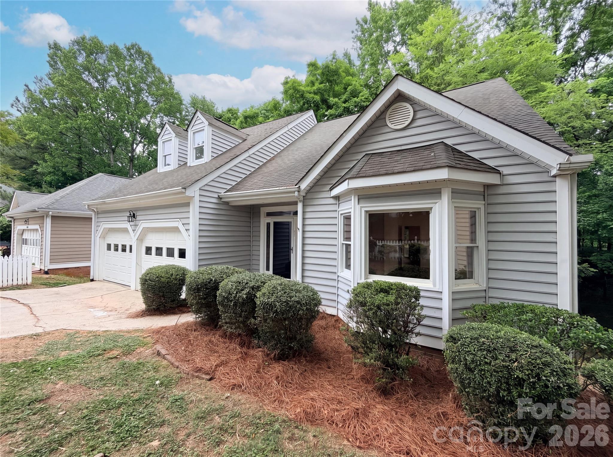 5908 Bookbinders Lane — Charlotte
