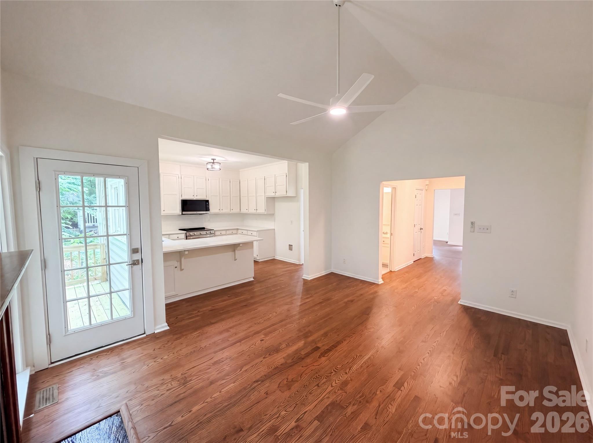 5908 Bookbinders Lane — Charlotte