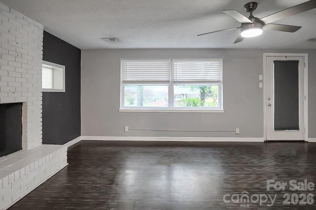 1305 Markway Street — Shelby