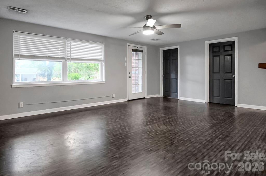 1305 Markway Street — Shelby