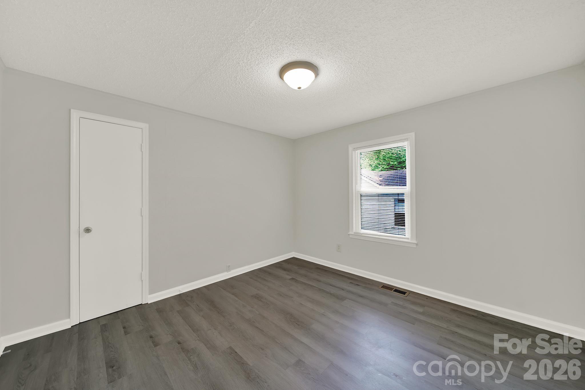 807 Evening Shade Lane — Gastonia