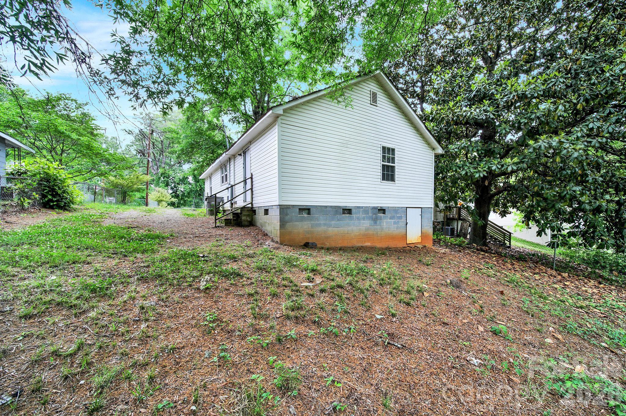 807 Evening Shade Lane — Gastonia