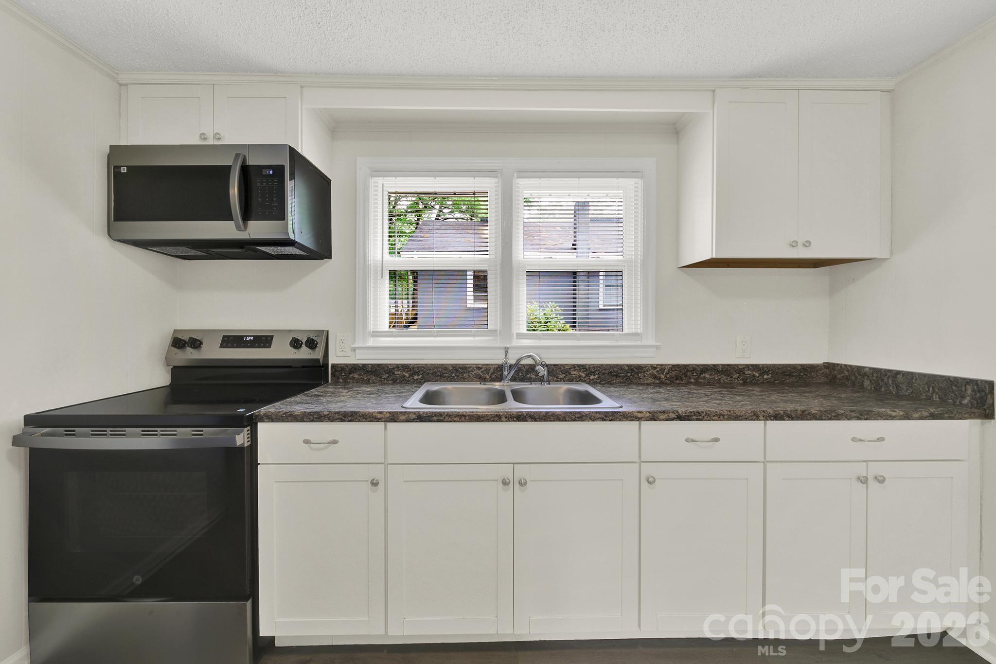 807 Evening Shade Lane — Gastonia