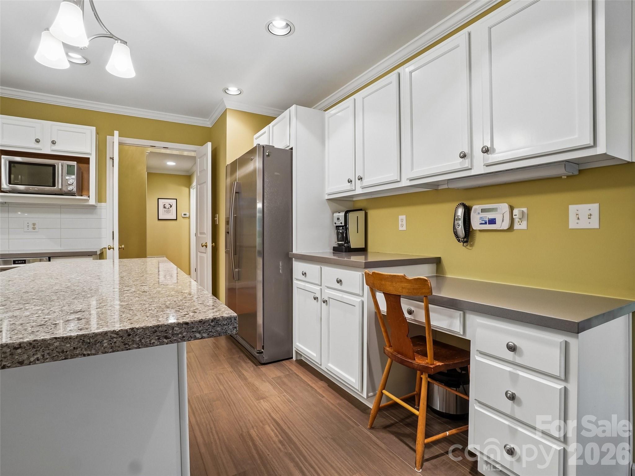 38 Forest Knoll Drive — Weaverville