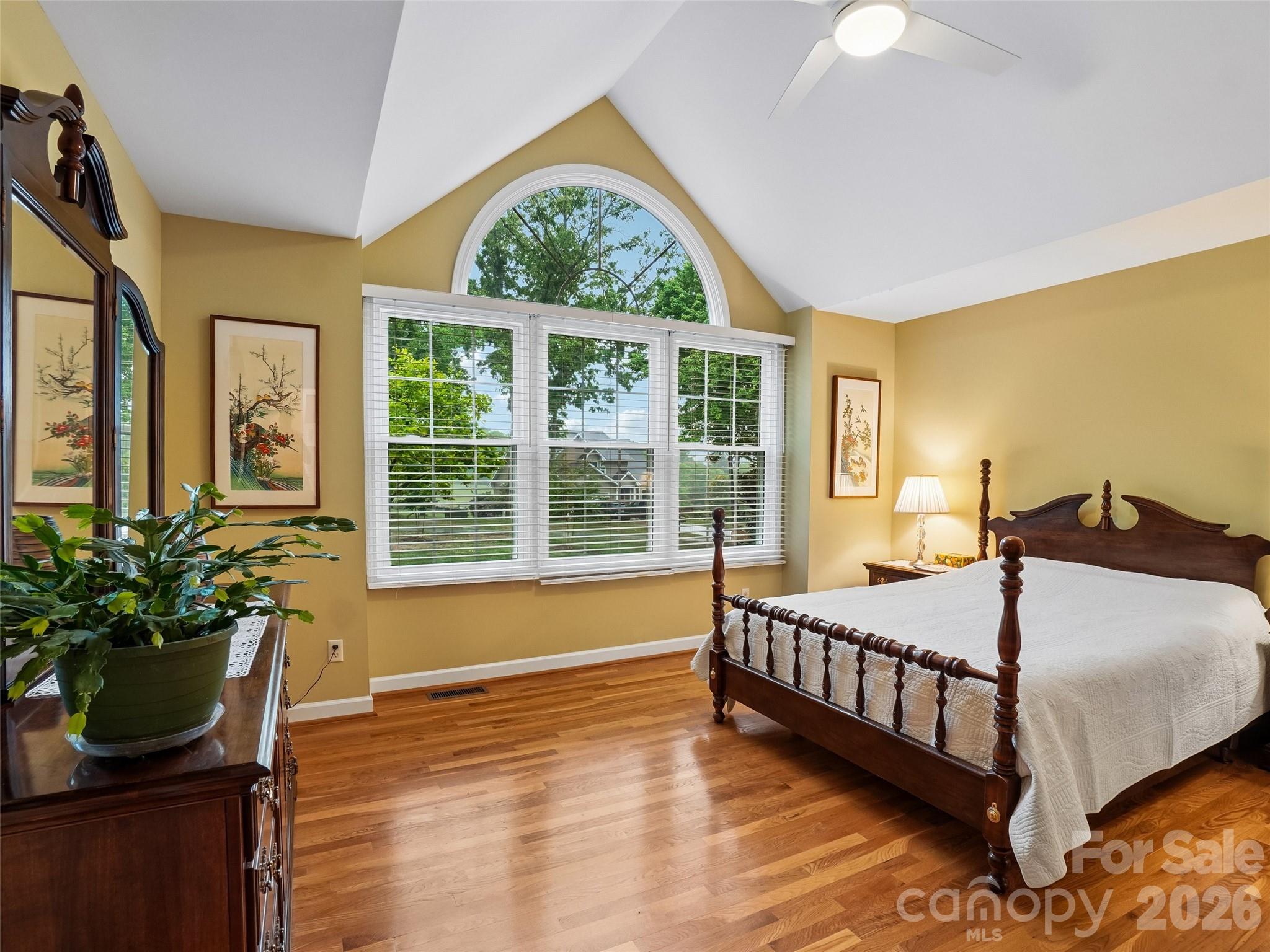 38 Forest Knoll Drive — Weaverville