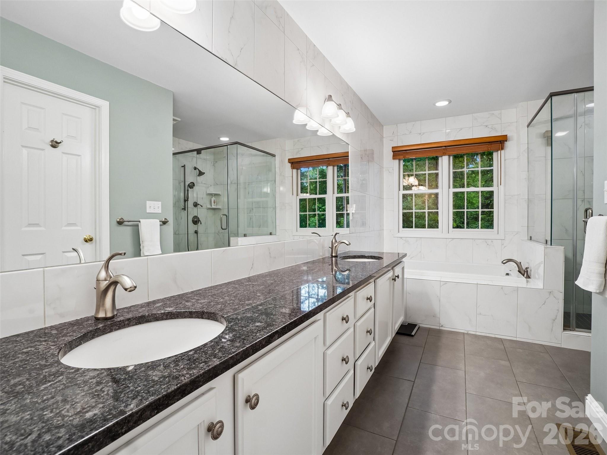 38 Forest Knoll Drive — Weaverville