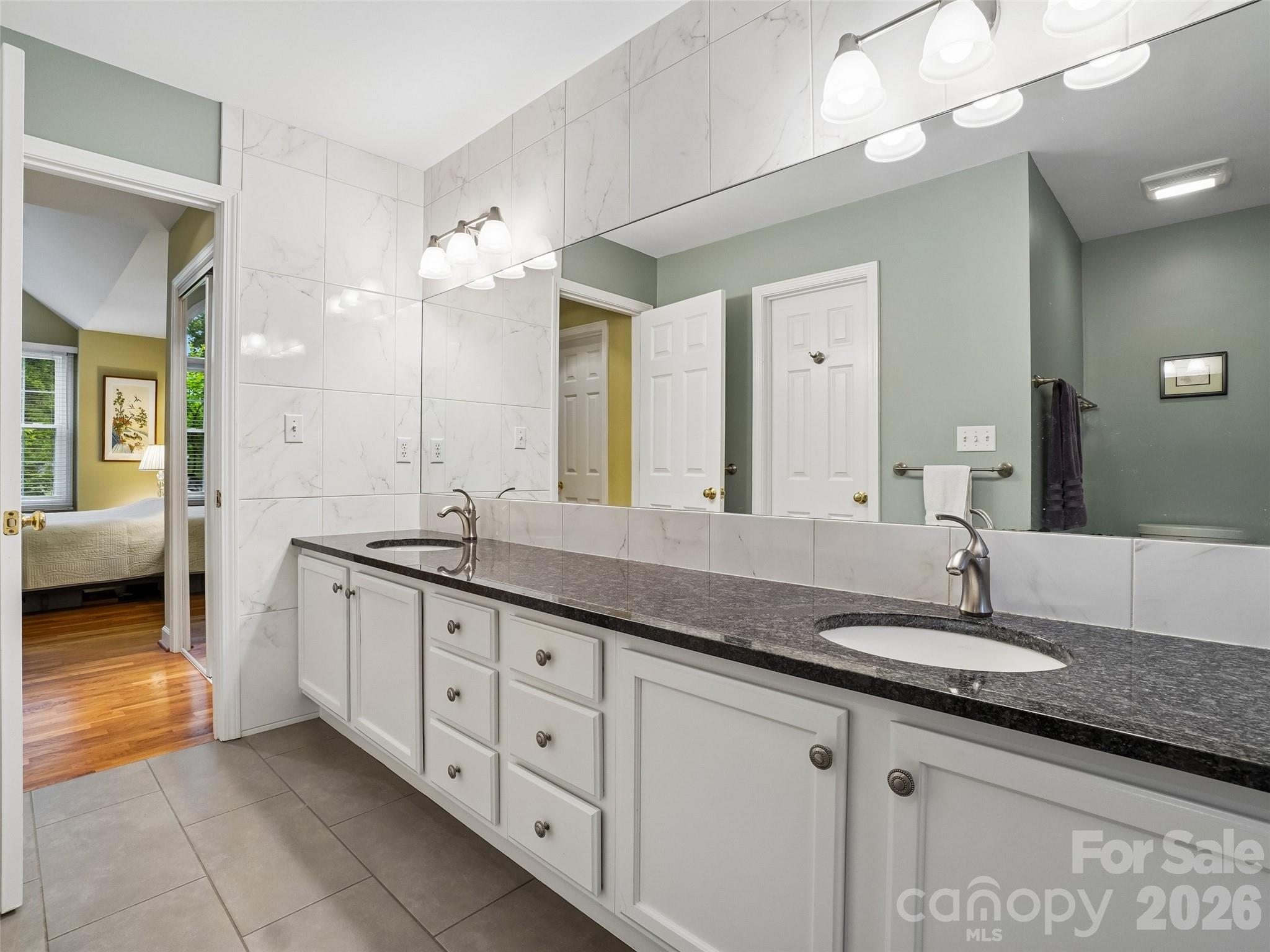 38 Forest Knoll Drive — Weaverville