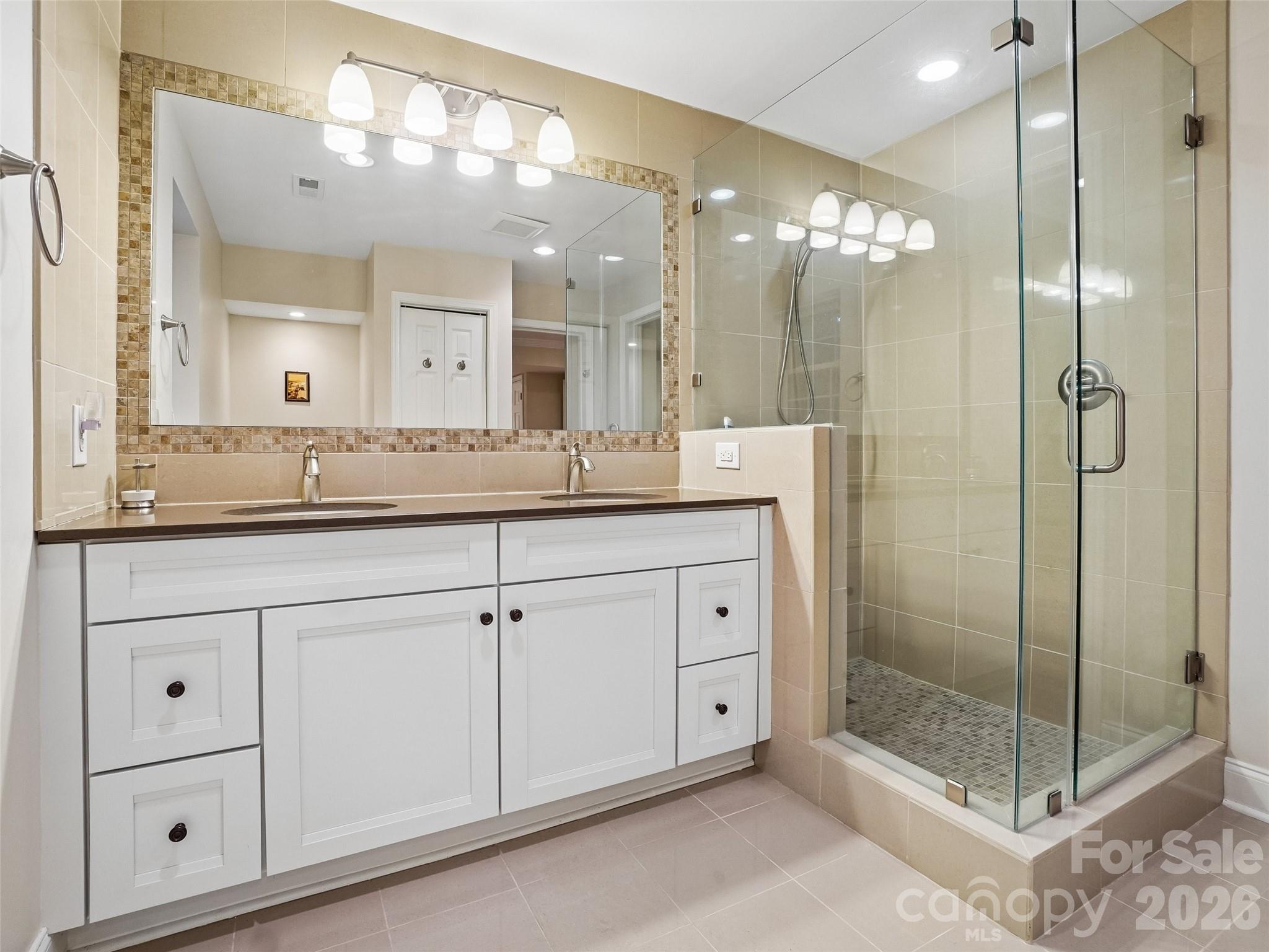 38 Forest Knoll Drive — Weaverville