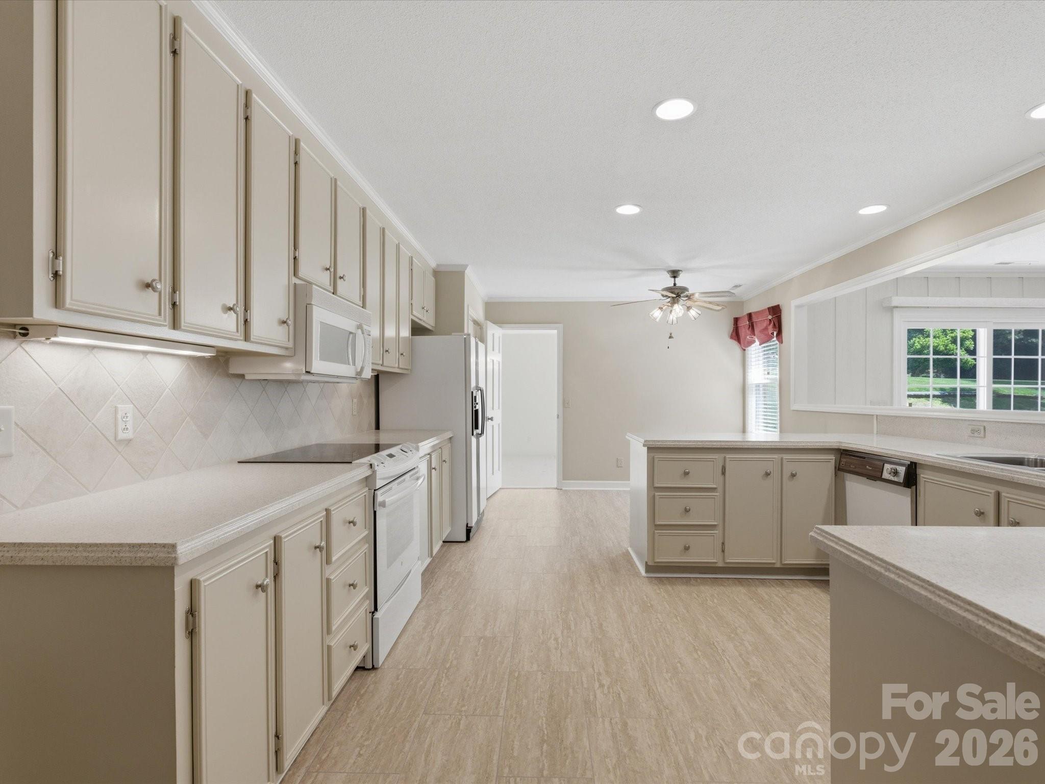 1020 Longreen Drive — Kernersville