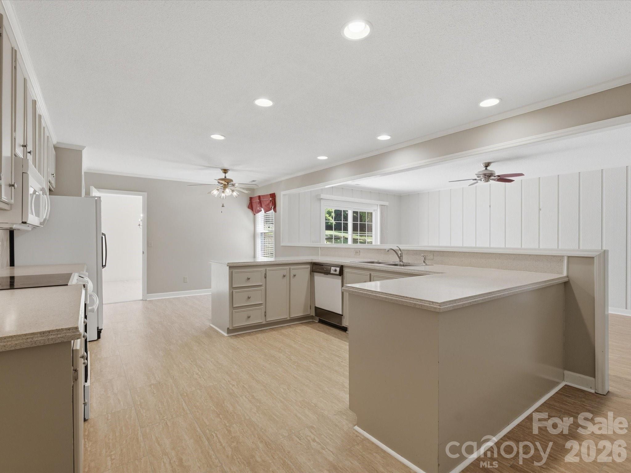 1020 Longreen Drive — Kernersville