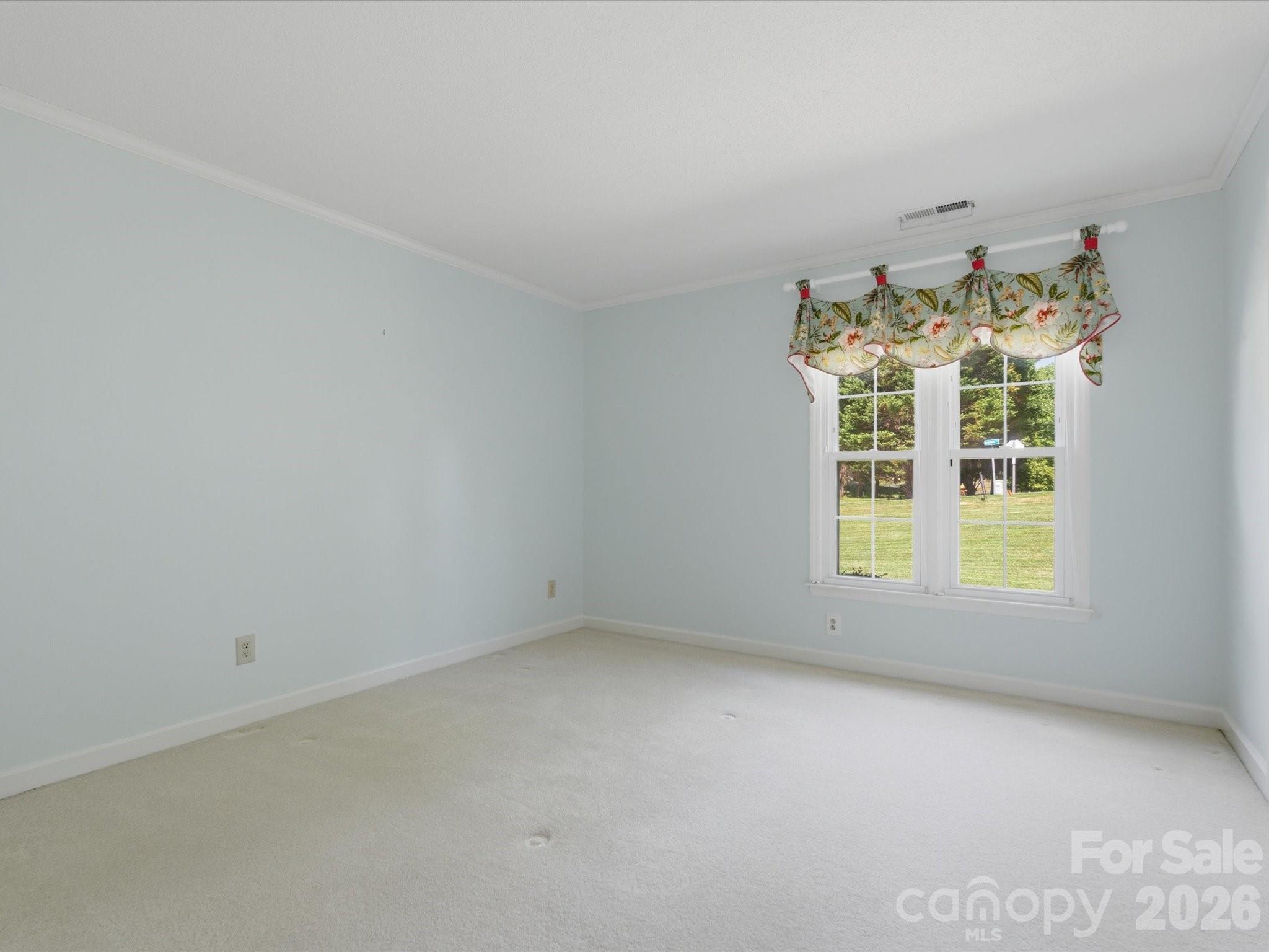 1020 Longreen Drive — Kernersville