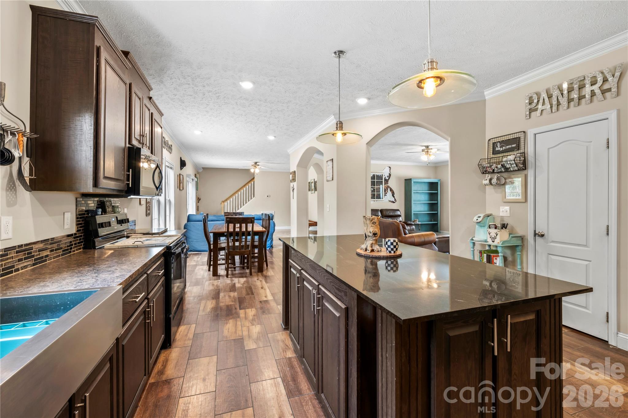 111 Robin Street — Hendersonville