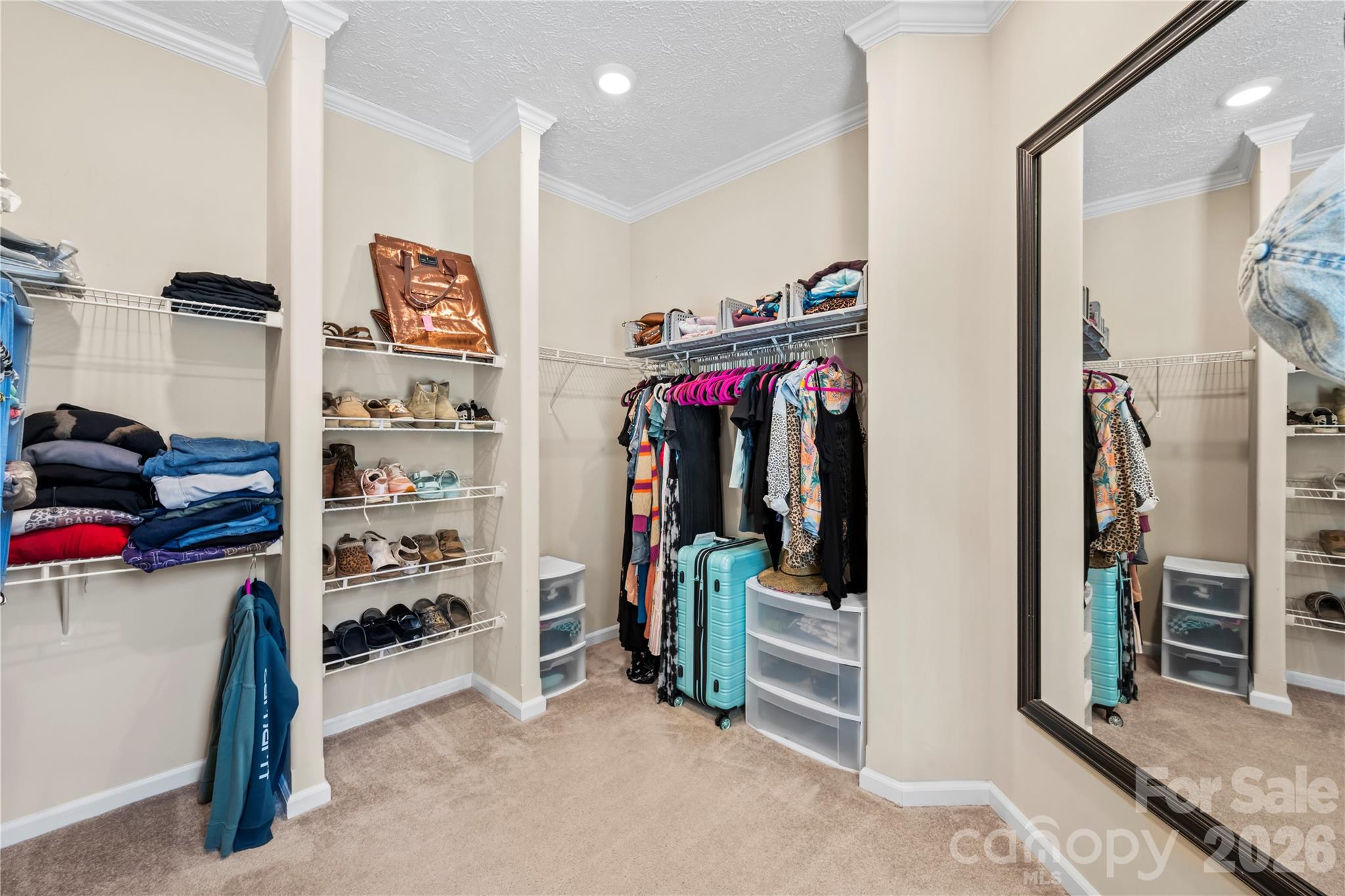 111 Robin Street — Hendersonville