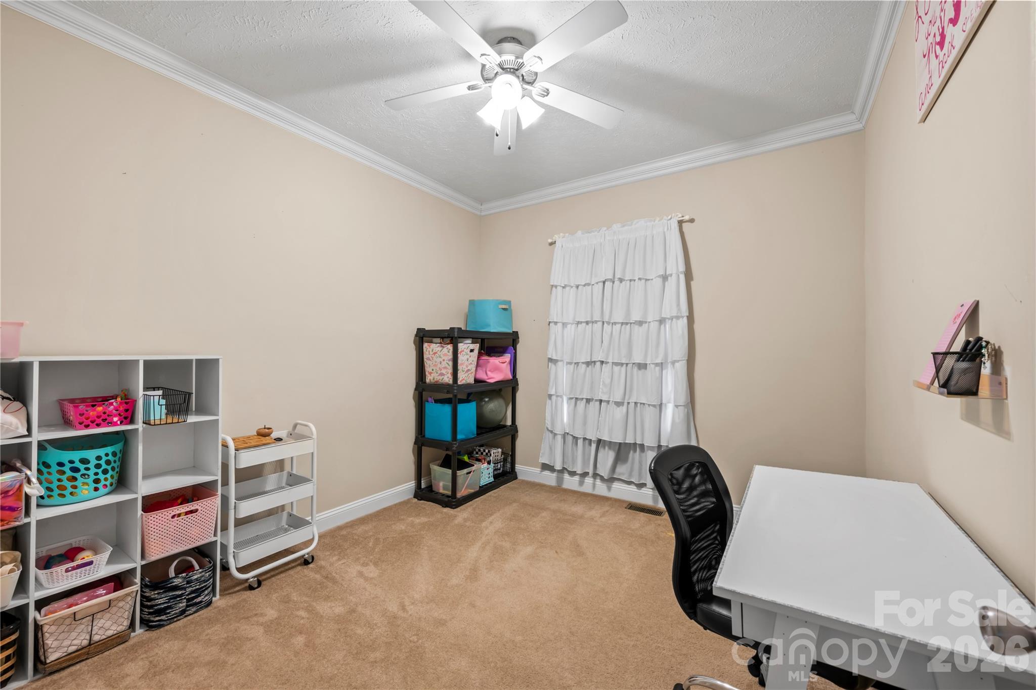 111 Robin Street — Hendersonville