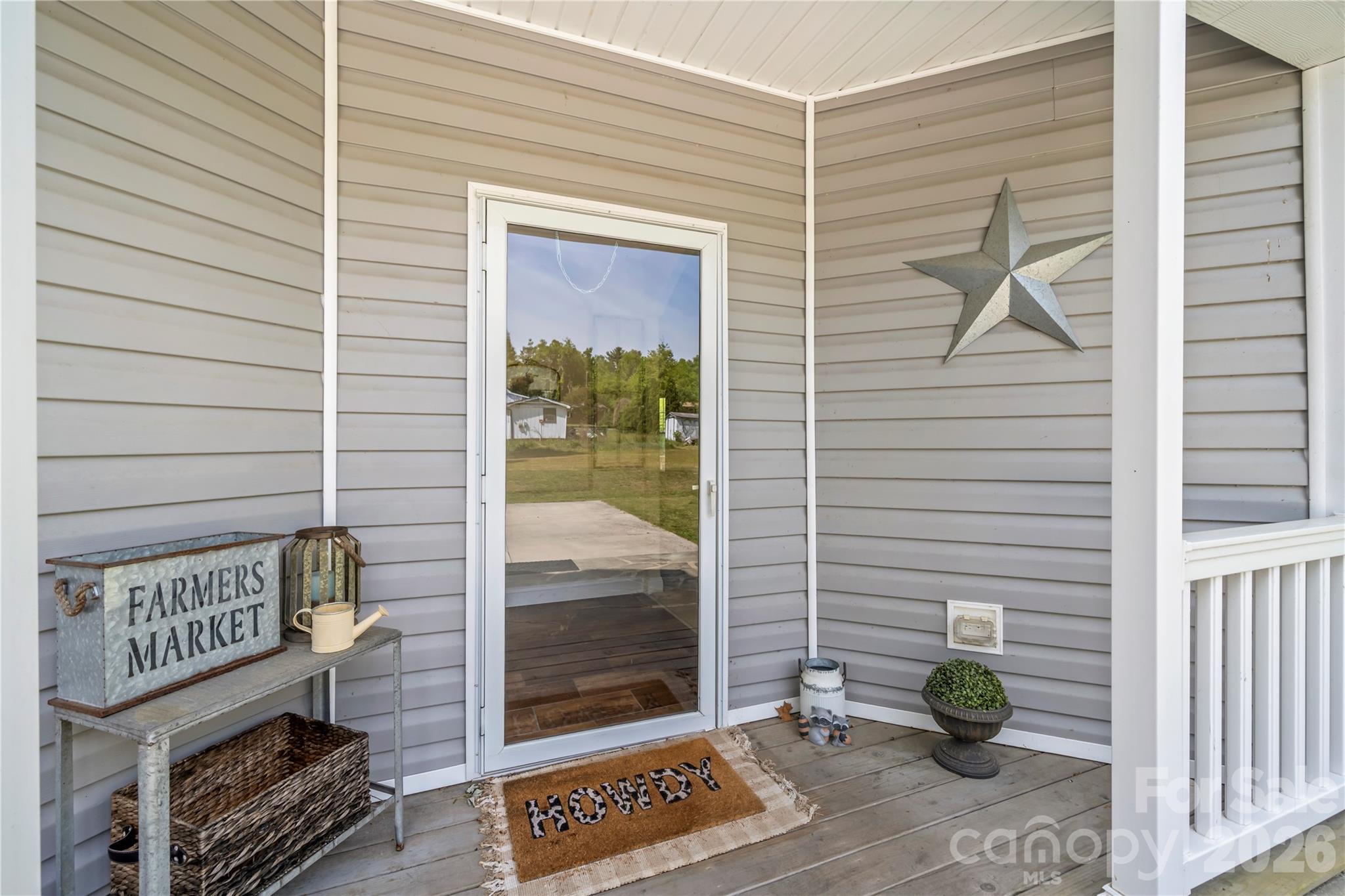 111 Robin Street — Hendersonville