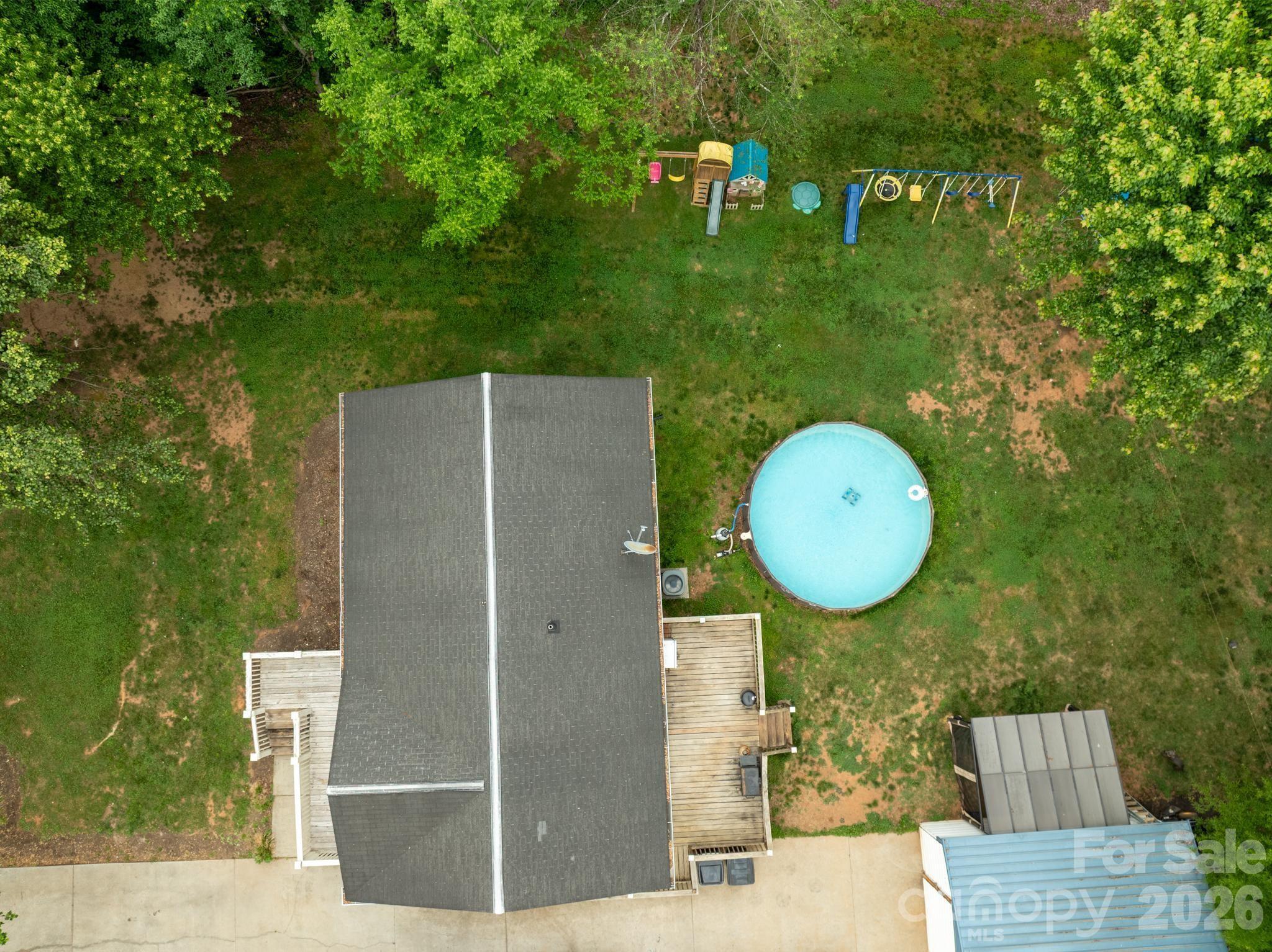 2308 walt arney Road — Lenoir